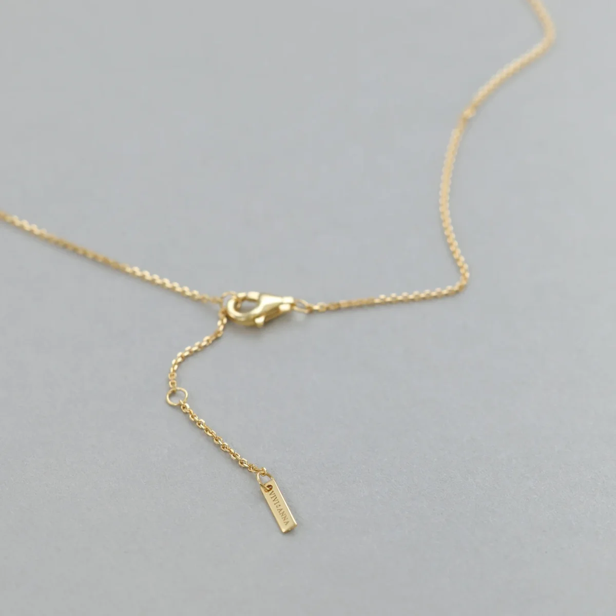 Feine Kreuzkette mit Zirkonia und Gravurplättchen - 925 Sterling Silber – Bild 6